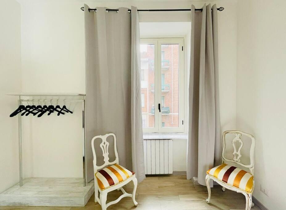 Porta Palazzo 15 Min - Suite Con Netflix & Wi-Fi Turim Exterior foto